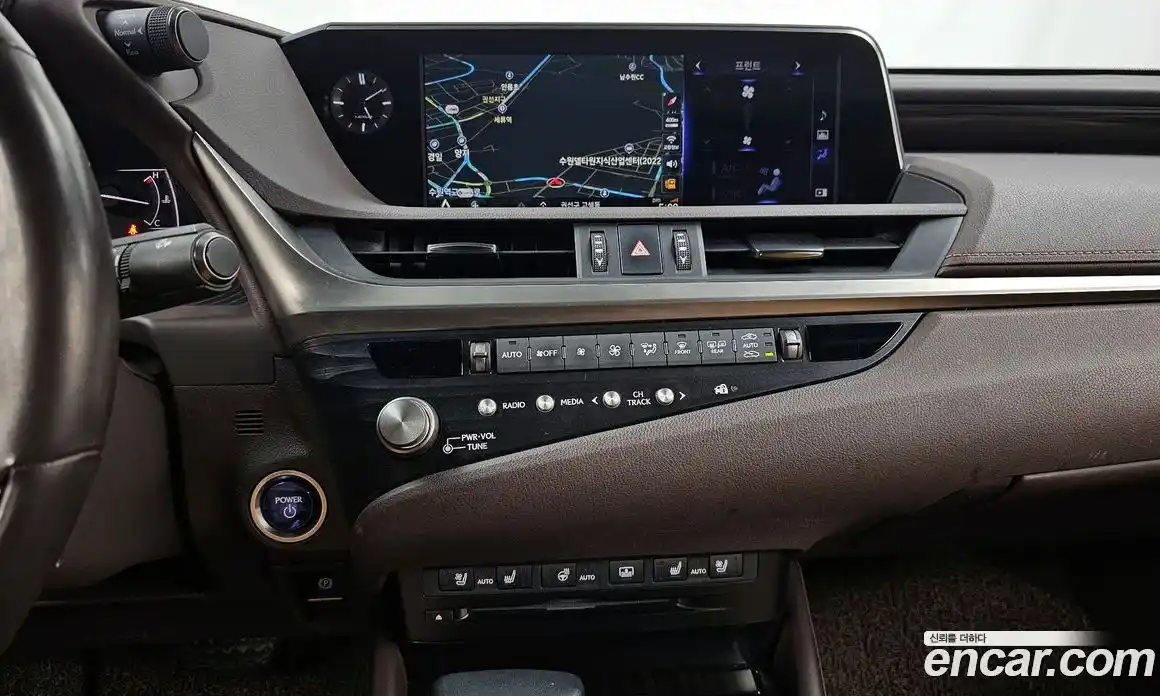 Lexus ES 2021 2.5 гидро в Москве № 766860, фото 14