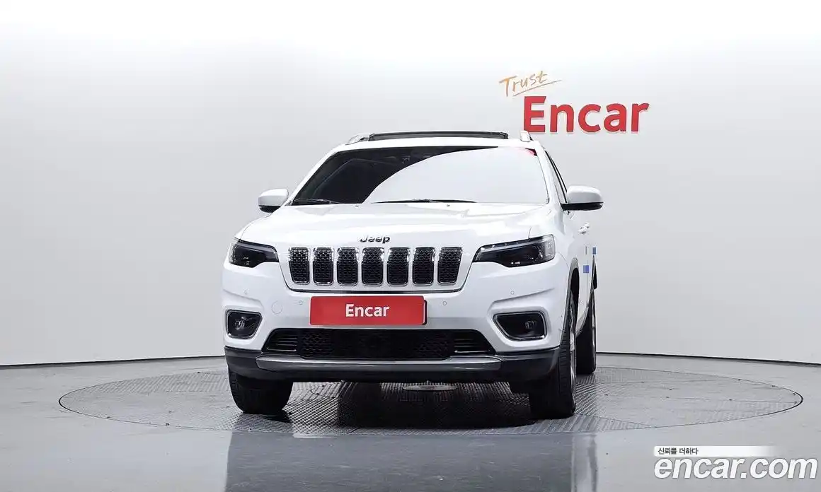 Jeep Cherokee 2020 2.4 гидро в Москве № 767336, фото 3