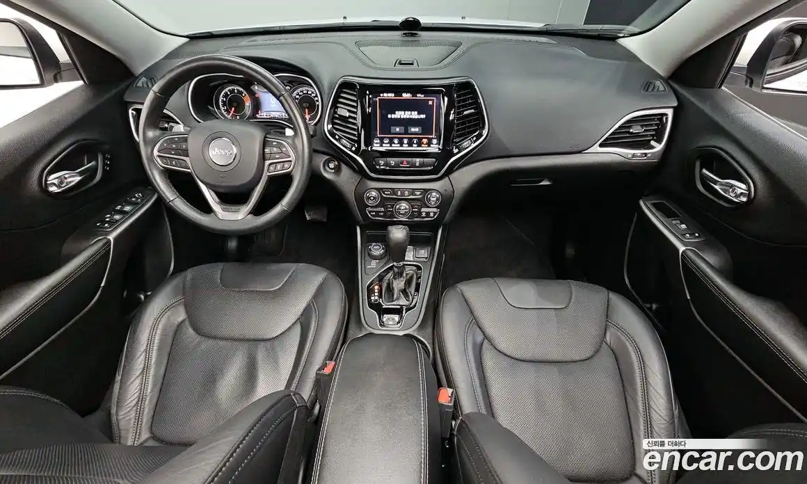 Jeep Cherokee 2020 2.4 гидро в Москве № 767336, фото 7