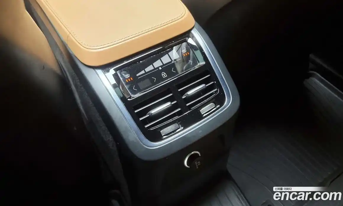Volvo XC90 2018 2.0 гидро в Москве № 801936, фото 17