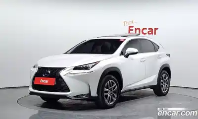 Lexus NX, 2016