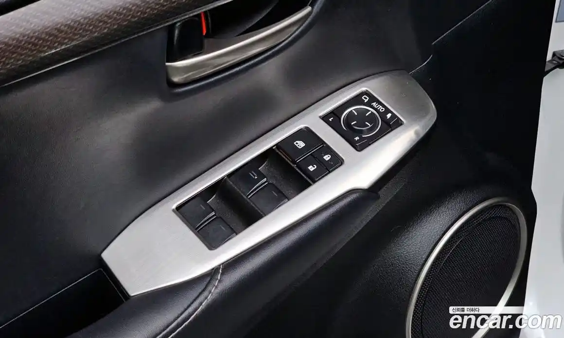 Lexus NX 2016 2.5 гидро в Москве № 825918, фото 17