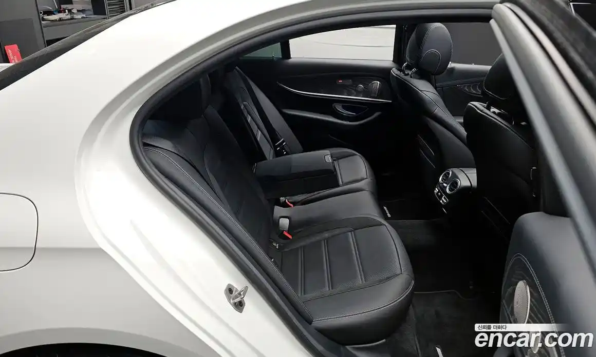 Mercedes-Benz E-Class 2022 3.0 гидро в Москве № 892601, фото 11