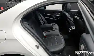 Mercedes-Benz E-Class 2022 3.0 гидро в Москве № 892601, миниатюра 11