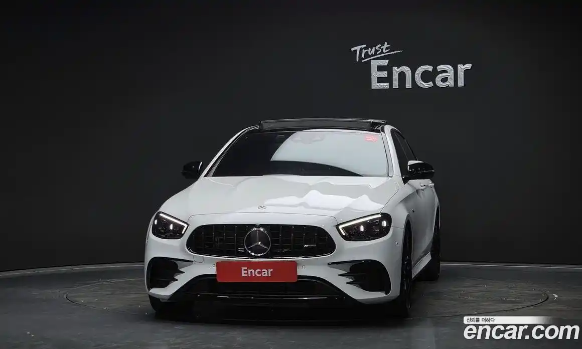 Mercedes-Benz E-Class 2022 3.0 гидро в Москве № 892601, фото 3
