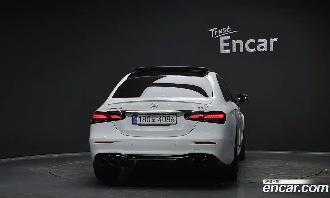 Mercedes-Benz E-Class 2022 3.0 гидро в Москве № 892601, фото 4