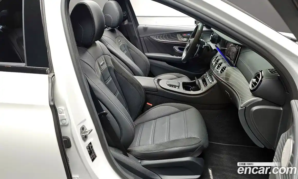 Mercedes-Benz E-Class 2022 3.0 гидро в Москве № 892601, фото 10