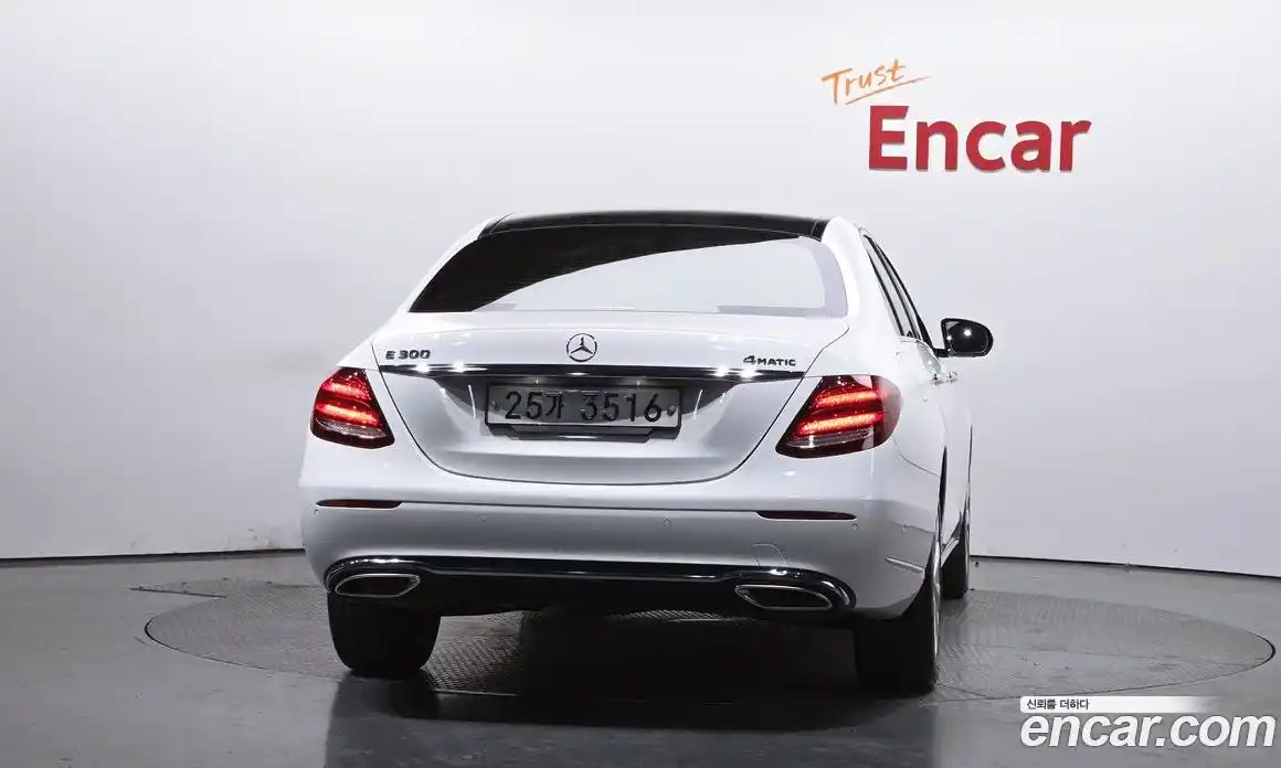 Mercedes-Benz E-Class 2017 2.0 гидро, фото 3