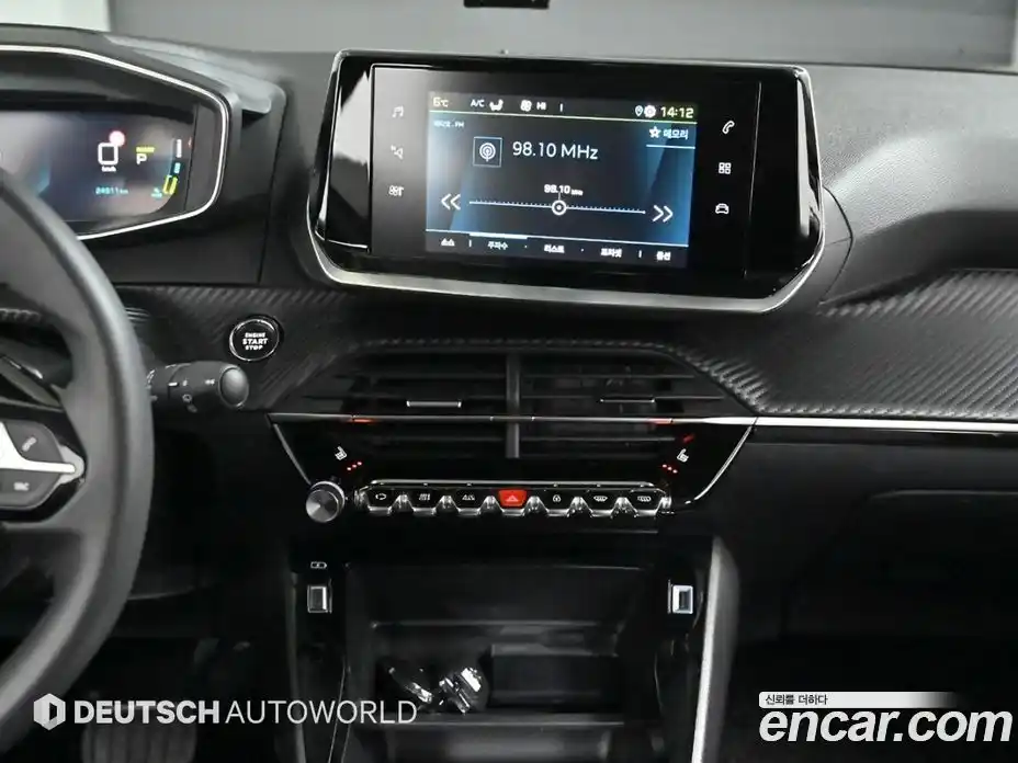 Peugeot 2008 2022 0.1 гидро в Москве № 897441, фото 14