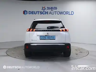 Peugeot 2008 2022 0.1 гидро в Москве № 897441, миниатюра 4