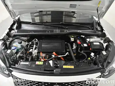 Peugeot 2008 2022 0.1 гидро в Москве № 897441, миниатюра 6