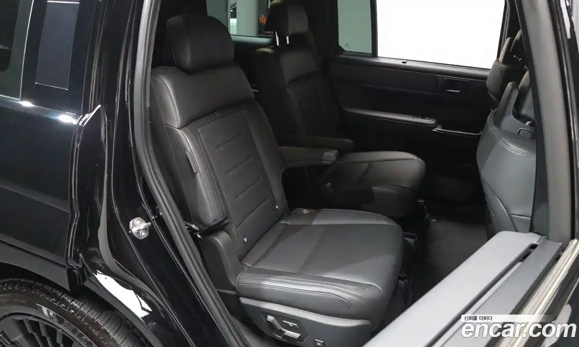 Hyundai Santa Fe 2025 1.6 гидро, фото 11