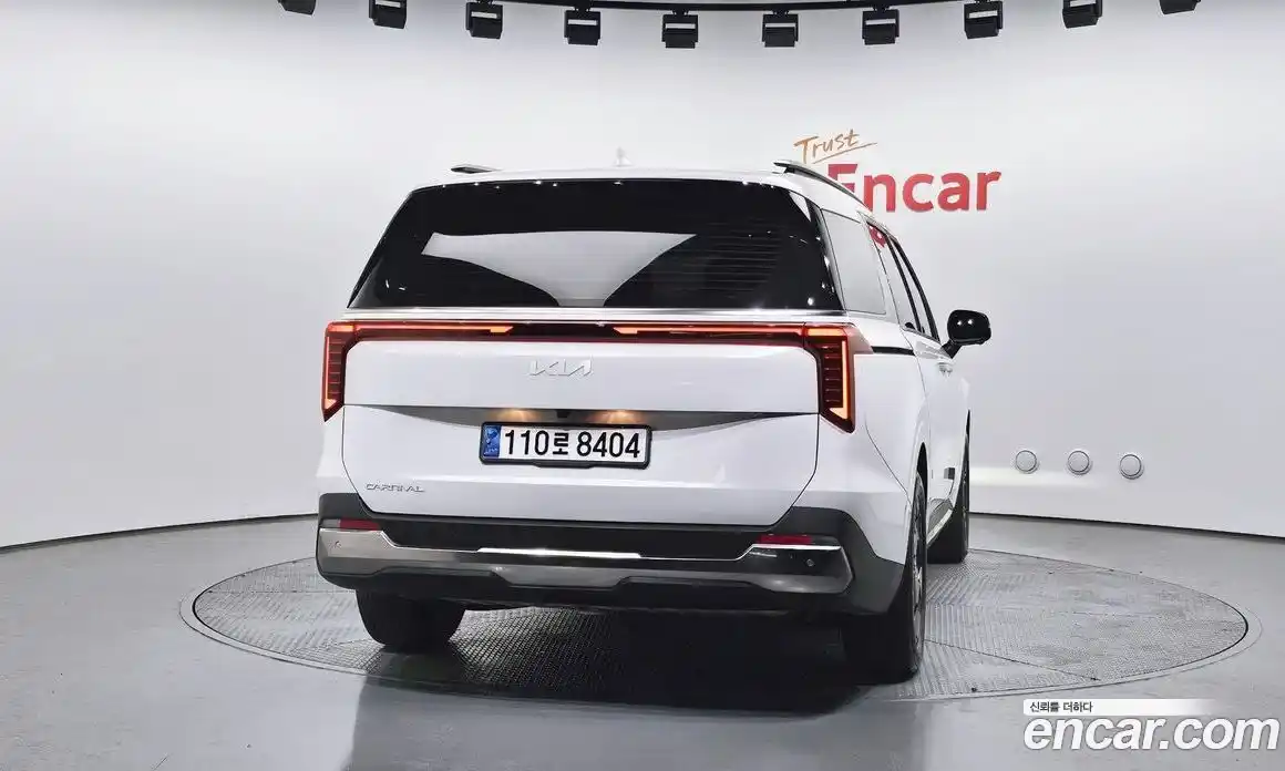 Kia Canival 2024 2.2 гидро в Москве, фото 4