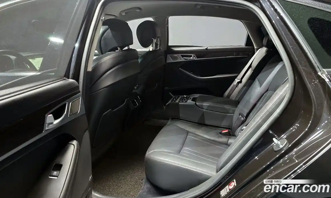 Genesis G80 2018 3.3 Автомат в Москве № 931013, фото 13