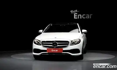 Mercedes-Benz E-Class 2017 2.0 гидро в Москве № 969864, миниатюра 3