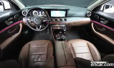 Mercedes-Benz E-Class 2017 2.0 гидро в Москве № 969864, миниатюра 7