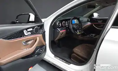 Mercedes-Benz E-Class 2017 2.0 гидро в Москве № 969864, миниатюра 10