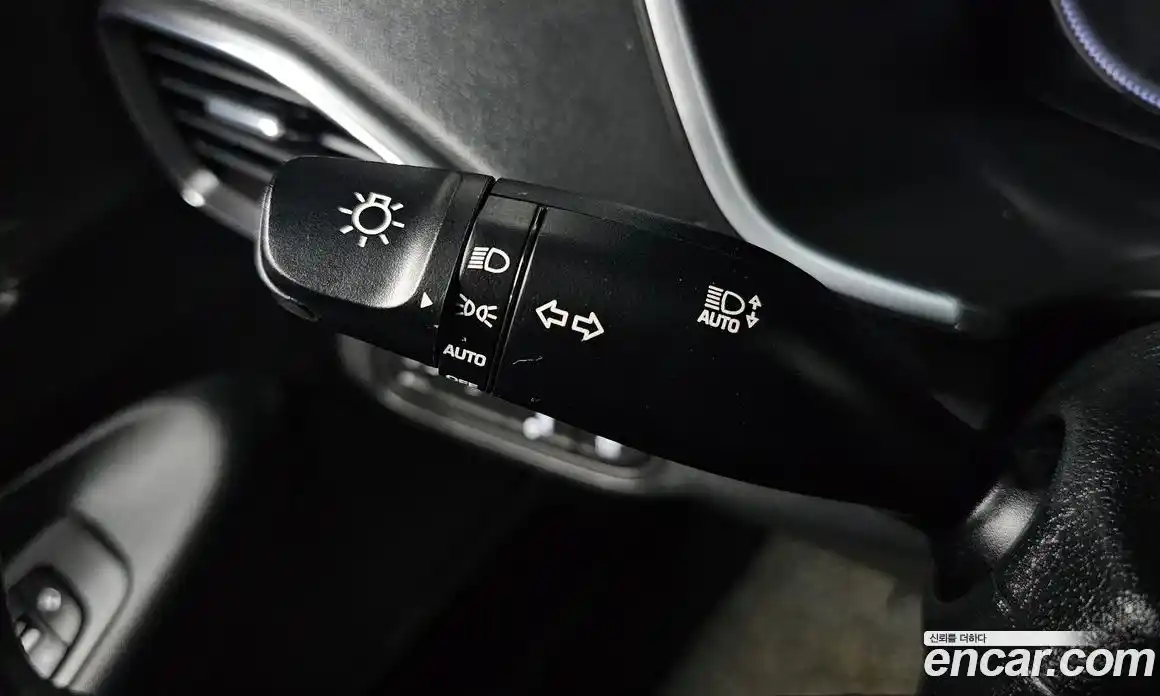 Hyundai Santa Fe 2020 2.0 гидро в Москве № 971509, фото 15
