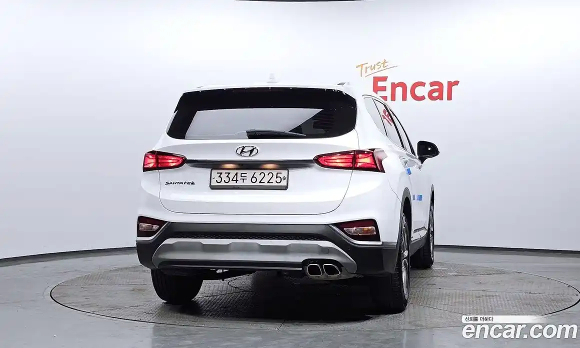 Hyundai Santa Fe 2020 2.0 гидро в Москве № 971509, фото 4