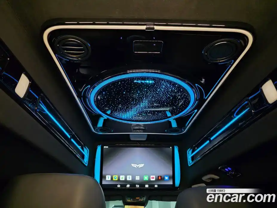 Kia Canival 2024 3.5 Автомат в Москве № 972141, фото 16