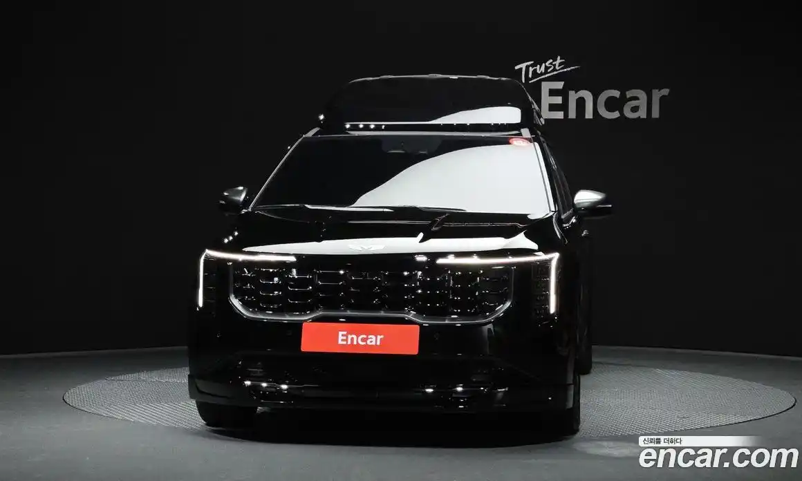 Kia Canival 2024 3.5 Автомат в Москве № 972141, фото 3