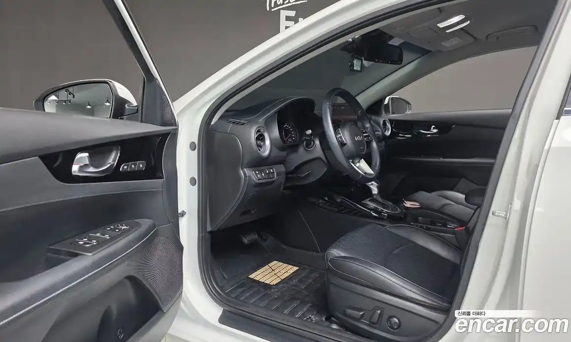 Kia K3 2022 1.6 Автомат в Москве № 972398, фото 11