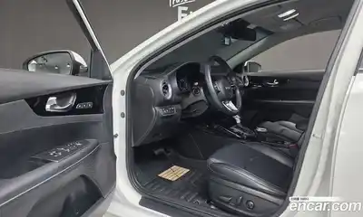 Kia K3 2022 1.6 Автомат в Москве № 972398, миниатюра 11