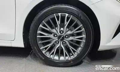 Kia K3 2022 1.6 Автомат в Москве № 972398, миниатюра 5