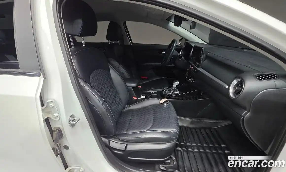 Kia K3 2022 1.6 Автомат в Москве № 972398, фото 10