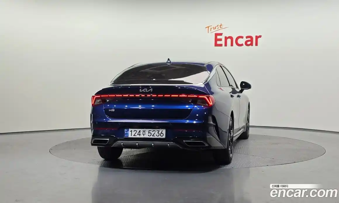 Kia K5 2023 1.6 Автомат в Москве № 972532, фото 4