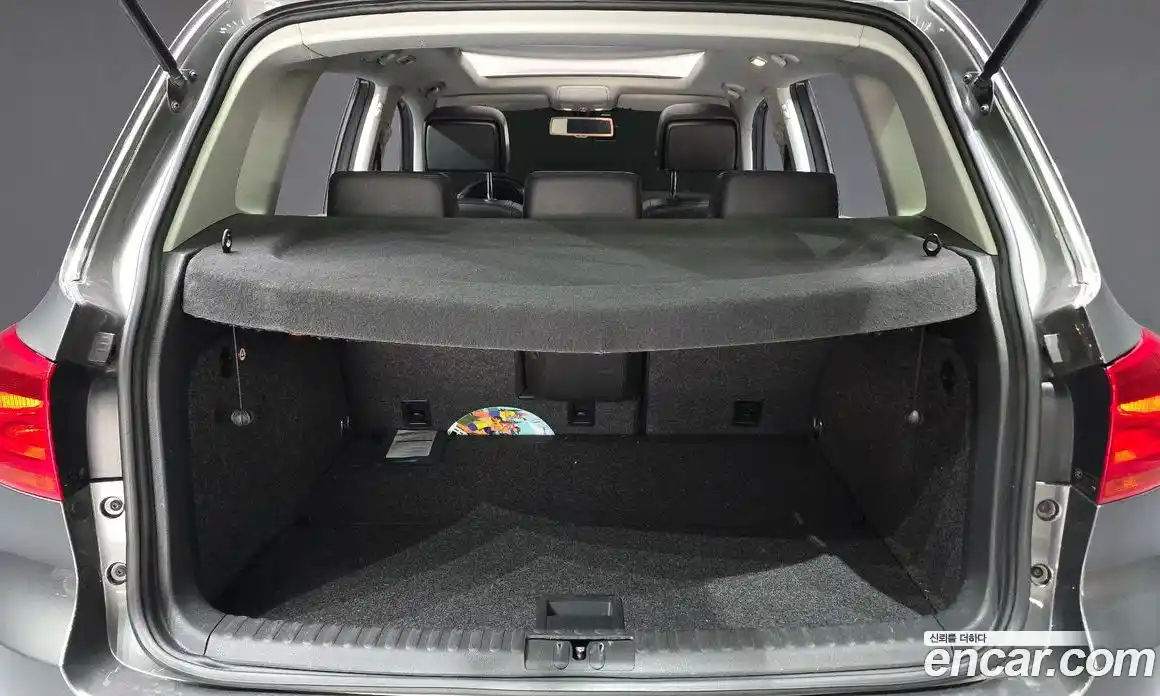 Volkswagen Tiguan 2015 2.0 гидро в Москве № 976069, фото 20