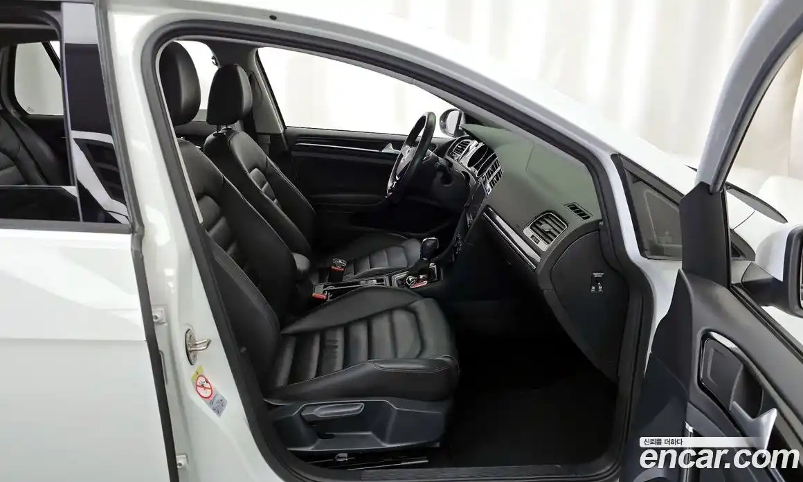 Volkswagen Golf 2015 2.0 гидро в Москве № 976110, фото 11