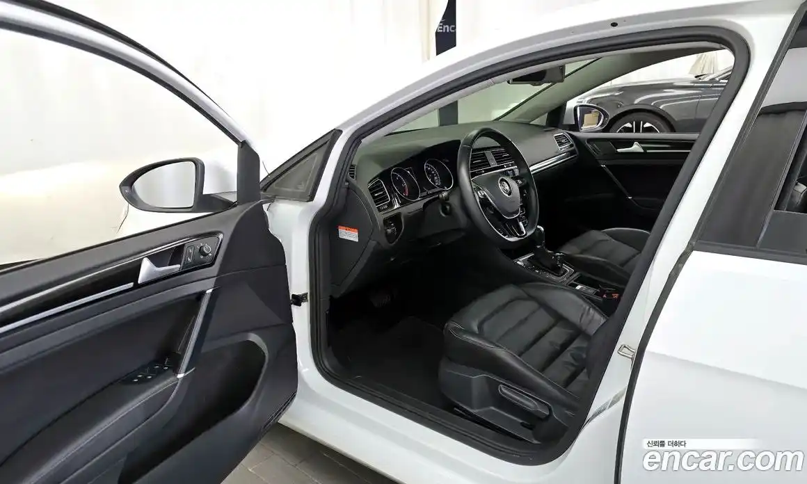 Volkswagen Golf 2015 2.0 гидро в Москве № 976110, фото 10