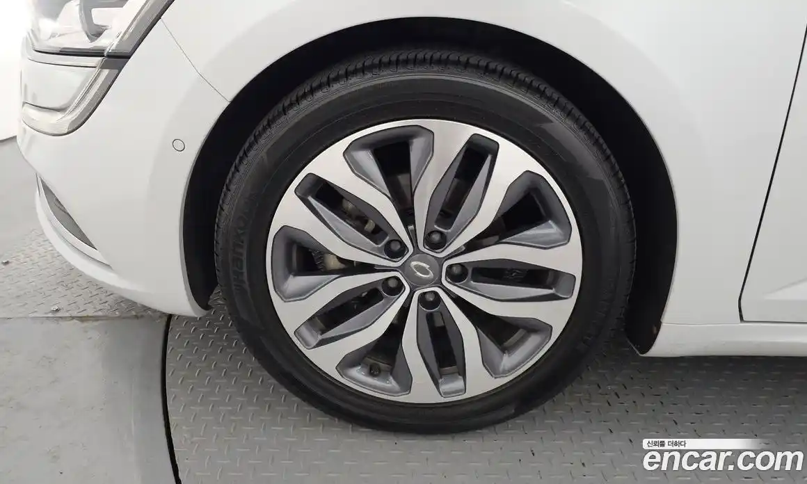 Renault SM6 2017 2.0 Автомат в Москве № 1003798, фото 5