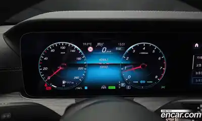 Mercedes-Benz E-Class 2023 2.0 гидро, миниатюра 8
