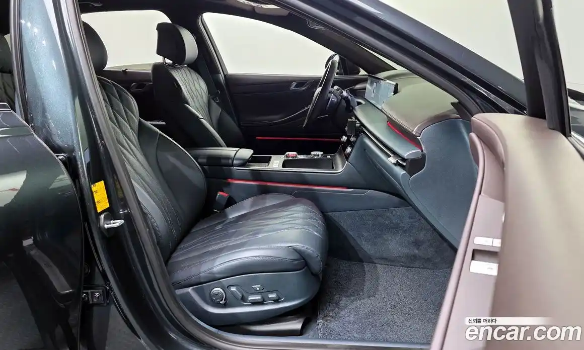 Genesis G80 2024 2.5 Классический в Москве № 1010089, фото 11