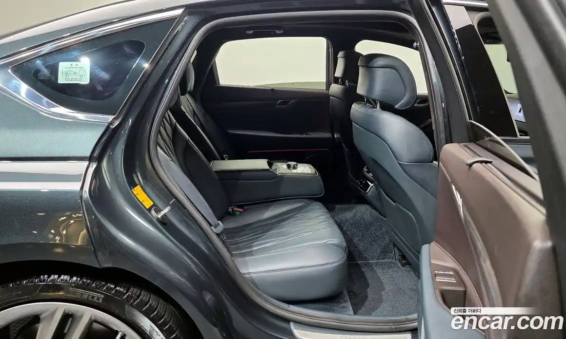 Genesis G80 2024 2.5 Классический в Москве № 1010089, фото 12