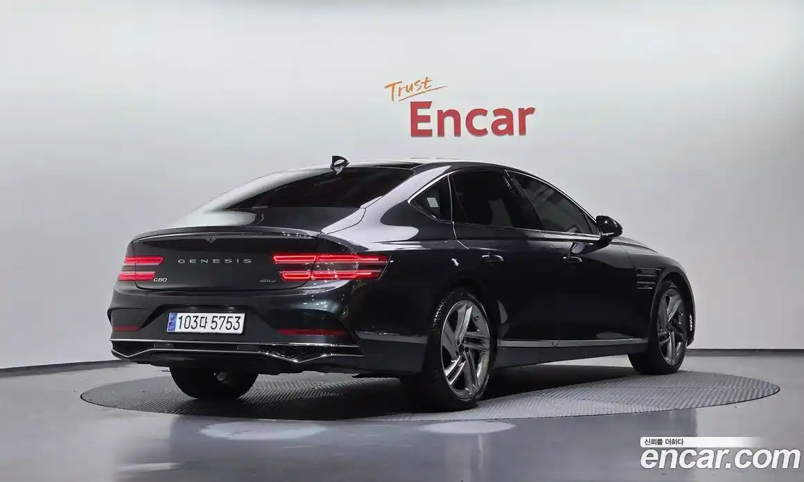 Genesis G80 2024 2.5 Классический в Москве № 1010089, фото 2