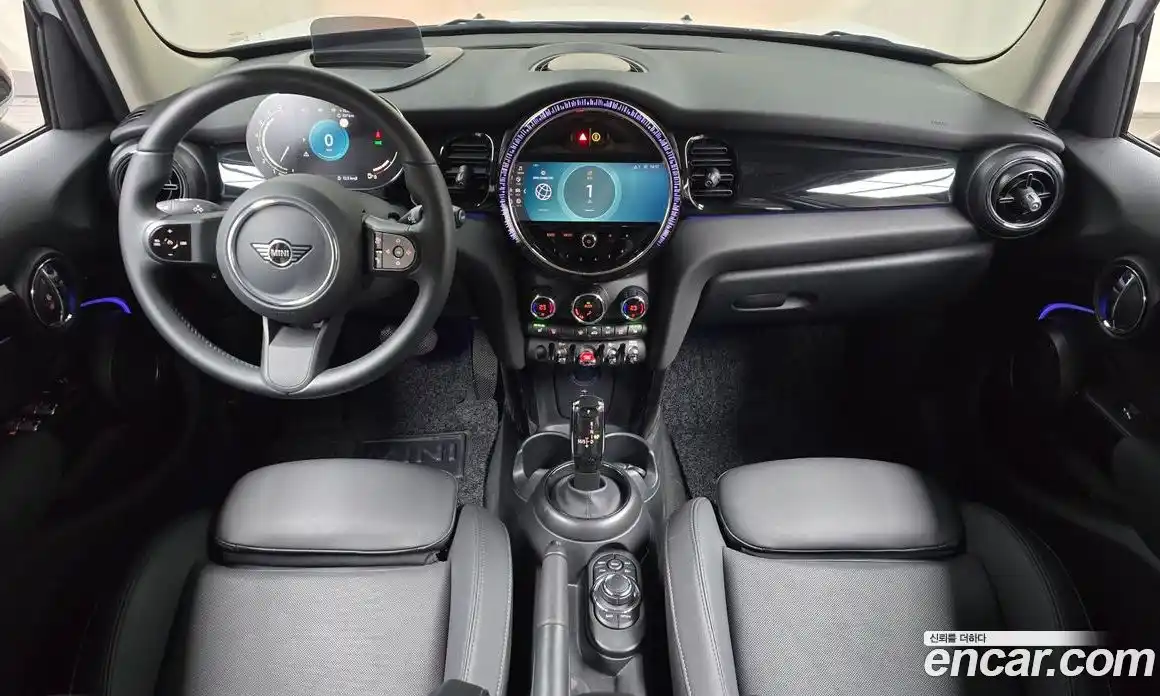 Mini Cooper 2023 1.5 гидро в Москве № 1013776, фото 7
