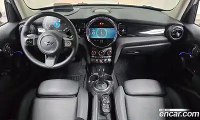 Mini Cooper 2023 1.5 гидро в Москве № 1013776, миниатюра 7