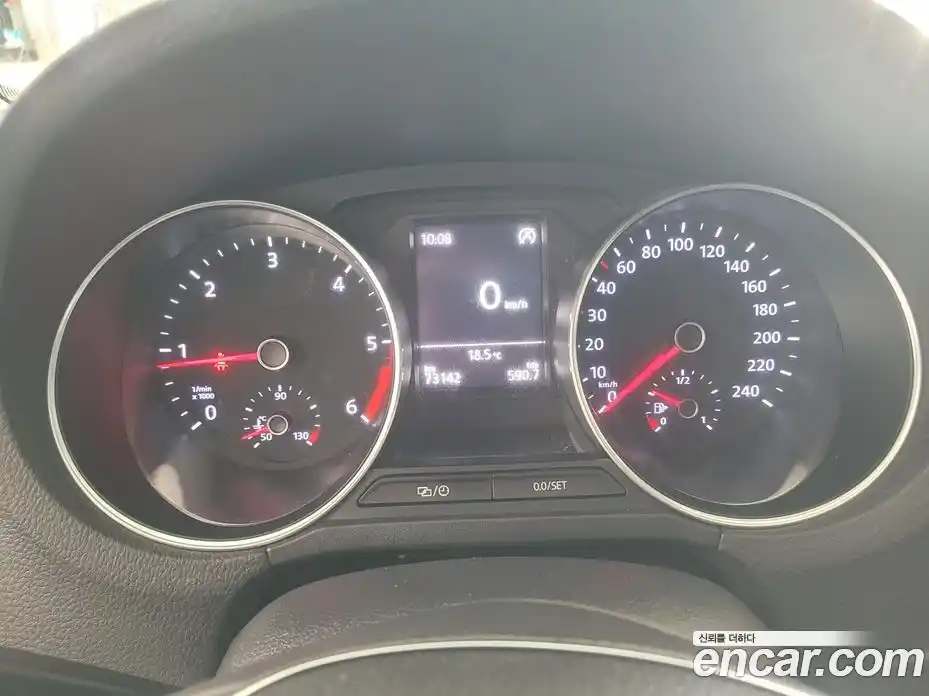 Volkswagen Polo 2015 1.4 гидро в Москве № 1014758, фото 8