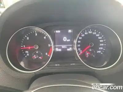 Volkswagen Polo 2015 1.4 гидро в Москве № 1014758, миниатюра 8