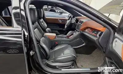 Lincoln Continental 2019 3.0 гидро в Москве № 1015565, миниатюра 11