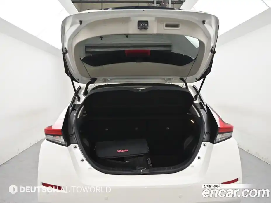 Nissan Leaf 2019 0.1 гидро в Москве № 1015955, фото 19