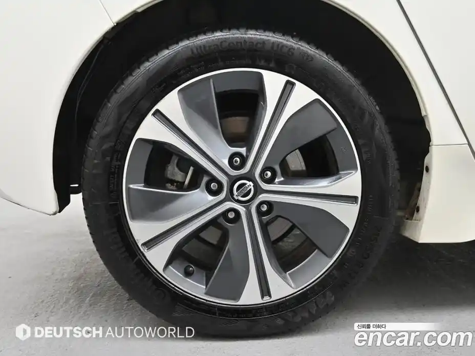 Nissan Leaf 2019 0.1 гидро в Москве № 1015955, фото 5