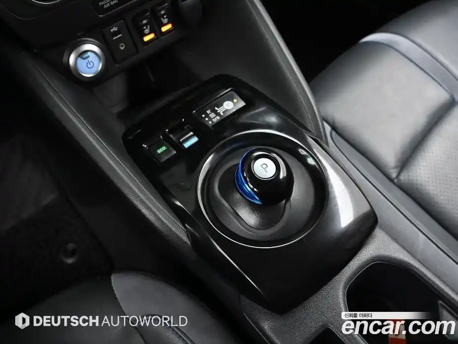 Nissan Leaf 2019 0.1 гидро в Москве № 1015955, фото 9