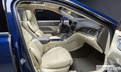 Lincoln Continental 2019 3.0 гидро в Москве № 1019980, миниатюра 12