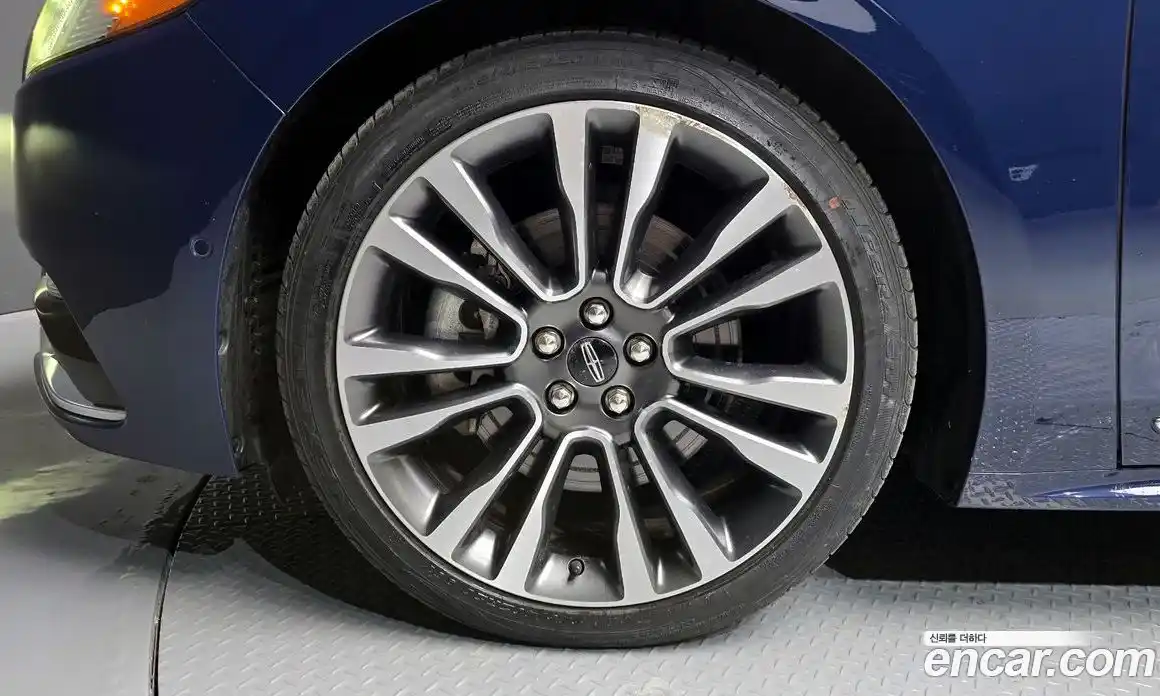 Lincoln Continental 2019 3.0 гидро в Москве № 1019980, фото 5