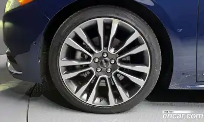 Lincoln Continental 2019 3.0 гидро в Москве № 1019980, миниатюра 5