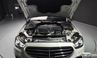 Mercedes-Benz E-Class 2022 1.9 гидро в Москве № 138710, миниатюра 6